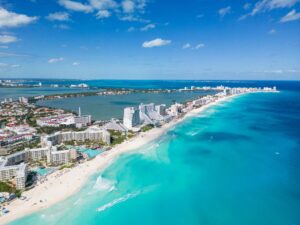 Cancun Hotel Zone beach, a Cancun Airport Shuttles destination