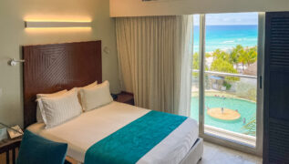 Cancun Airport Shuttles Royal Sunset clean rooms